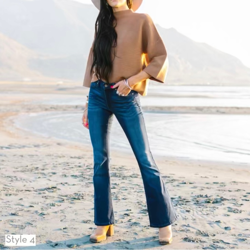 Size 7/27 KanCan flare Jeans. New with tags